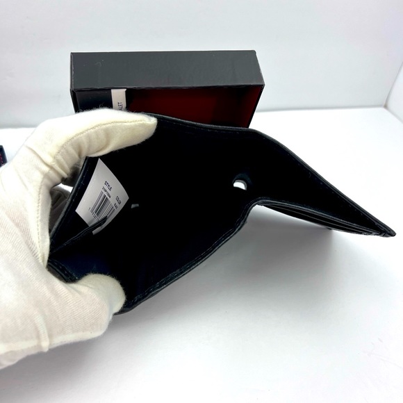 TOMMY HILFIGER, BLACK LEATHER, VALET ALSO LEATHER, TRI FOLD, RFID PROTECTION - Picture 10 of 16